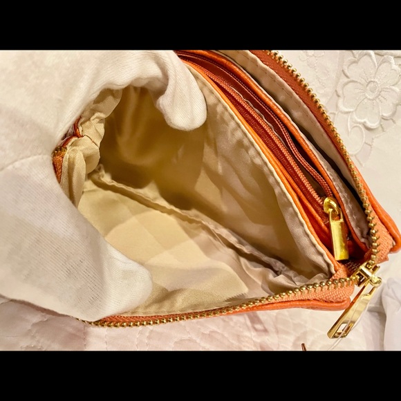 Orange Soft leather wristlet - Picture 6 of 15